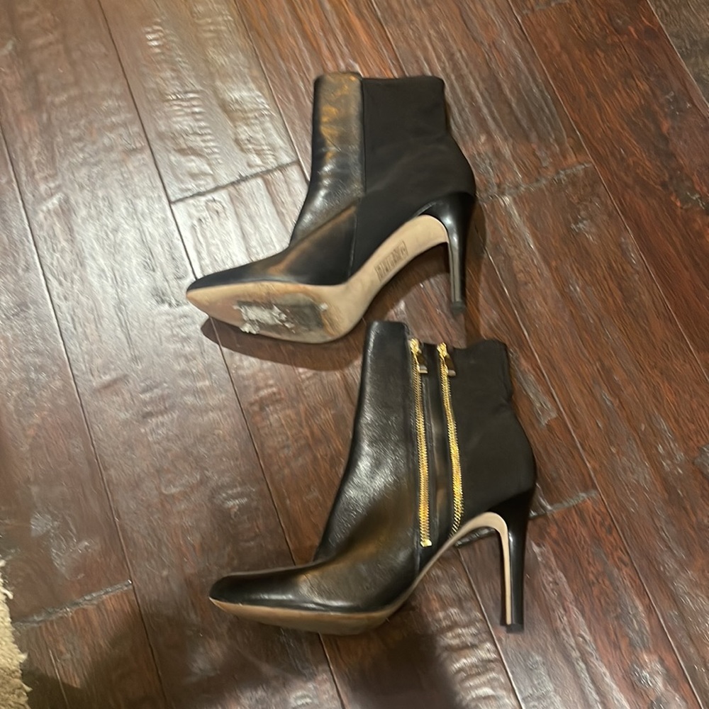 Gently Loved White House Black Market Boots